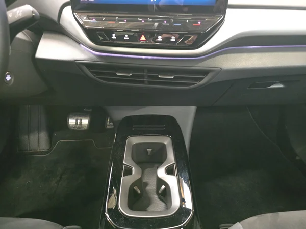VOLKSWAGEN ID.5 (2024) — foto 24 van 24