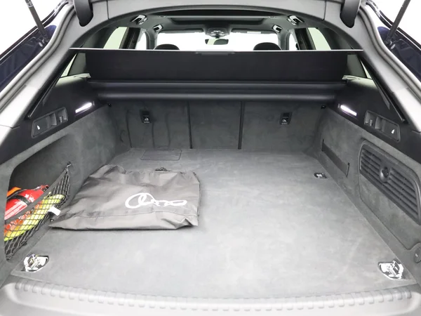 AUDI A6 Avant (2025) — foto 9 van 28
