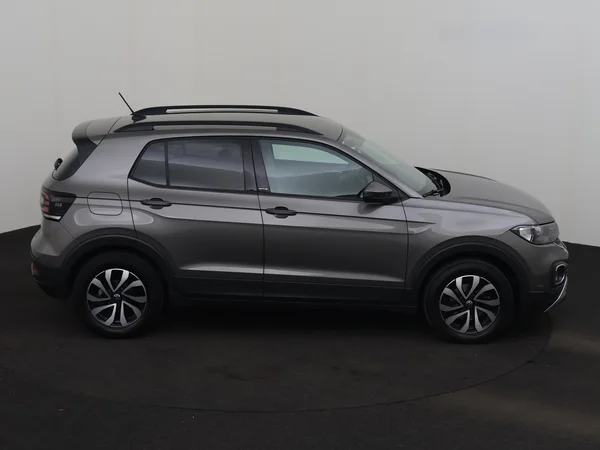 VOLKSWAGEN T-Cross (2021) — foto 22 van 26