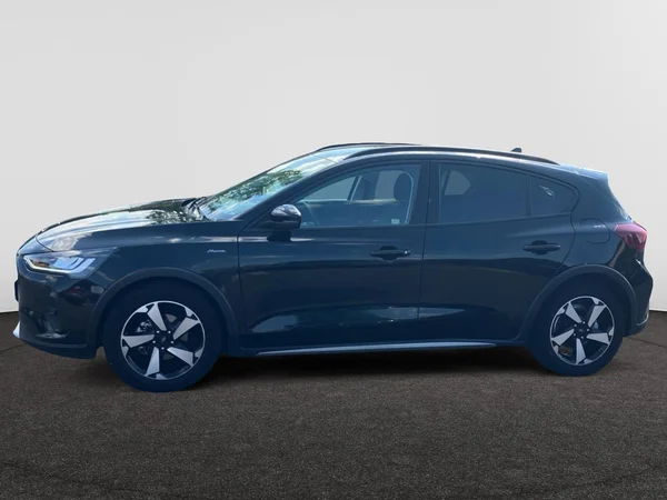 FORD Focus Active (2024) — foto 24 van 25