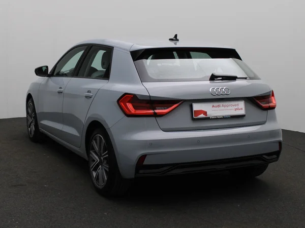 AUDI A1 Sportback (2024) — foto 9 van 20
