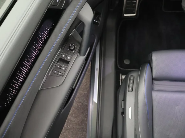 VOLKSWAGEN Tayron eHybrid (PHEV) (2026) — foto 22 van 24