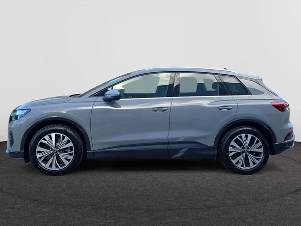 AUDI Q4 e-tron (2025) — foto 12 van 21