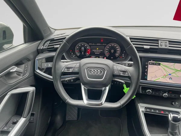 AUDI Q3 Sportback (2024) — foto 9 van 21
