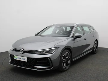 VOLKSWAGEN Passat SW (2024)