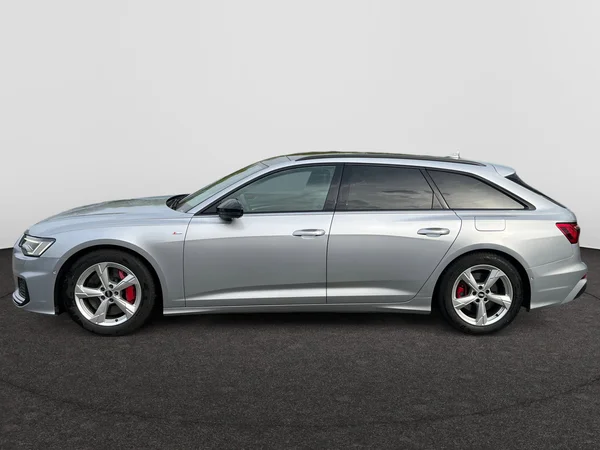 AUDI A6 Avant PHEV (2021) — foto 12 van 24