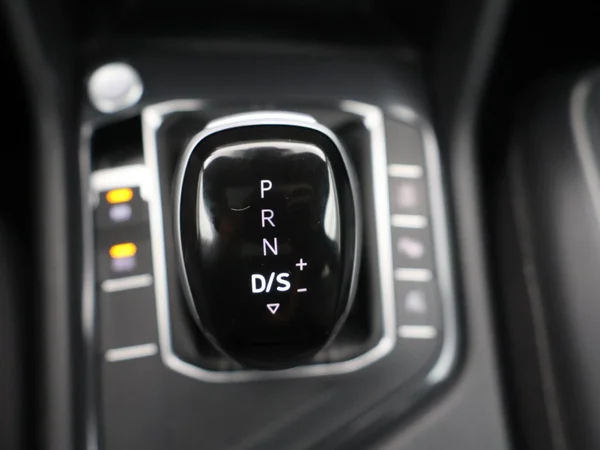 VOLKSWAGEN Tiguan Allspace (2024) — foto 11 van 35