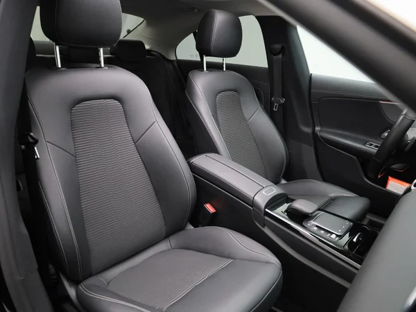 Mercedes-Benz CLA (2022) — foto 39 van 53