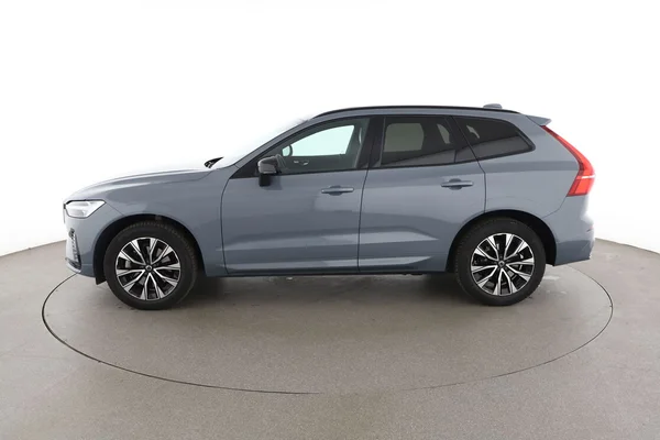 Volvo XC60 (2022) — foto 9 van 16