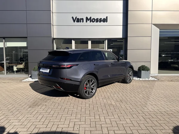 Land Rover Range Rover Velar (2025) — foto 29 van 31
