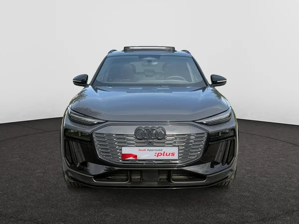 AUDI Q6 e-tron (2025) — foto 12 van 19