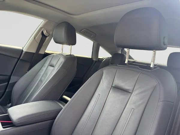 AUDI A5 Sportback (2023) — foto 8 van 21
