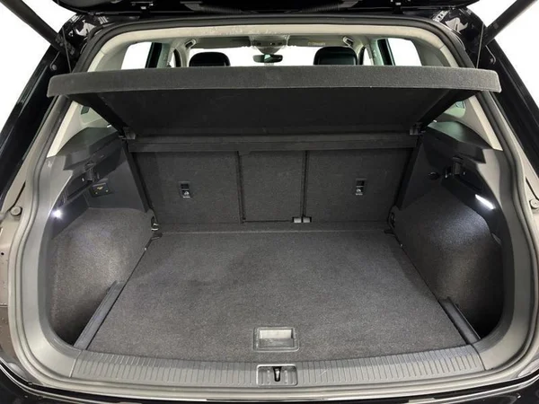 VOLKSWAGEN Tiguan Dsl (2022) — foto 24 van 31