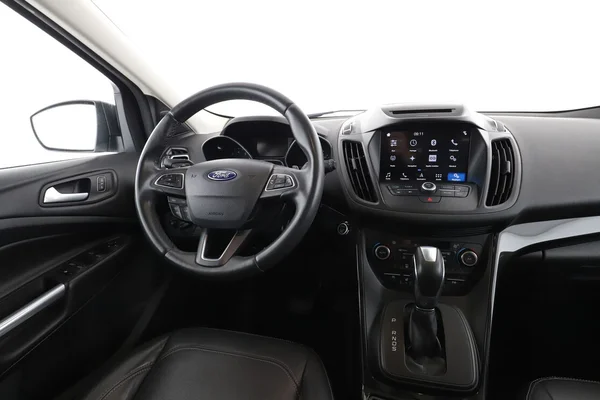 Ford Kuga (2018) — foto 4 van 16