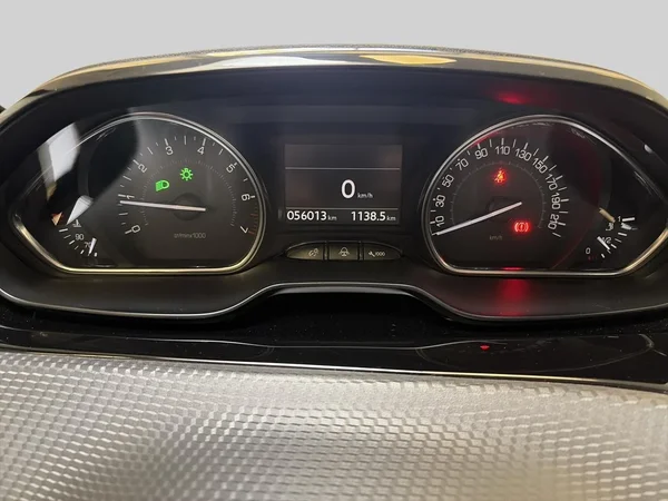 Peugeot 2008 (2019) — foto 3 van 22