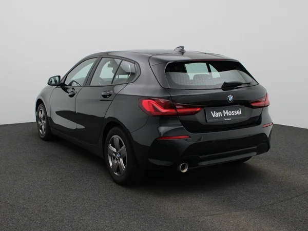 BMW 1 Reeks (2022) — foto 12 van 39