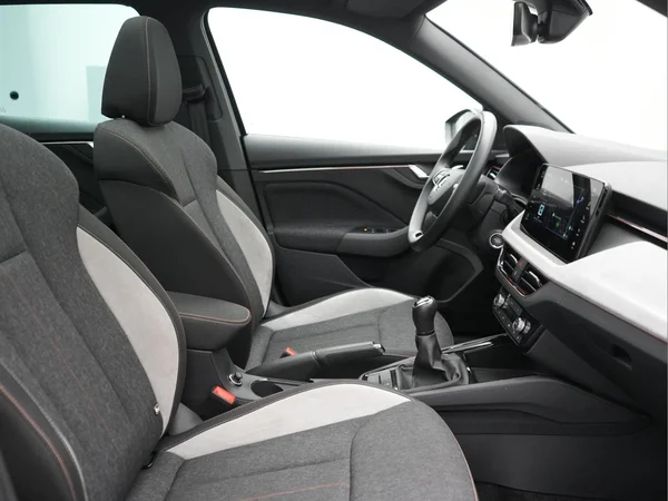 SKODA Kamiq (2024) — foto 11 van 31
