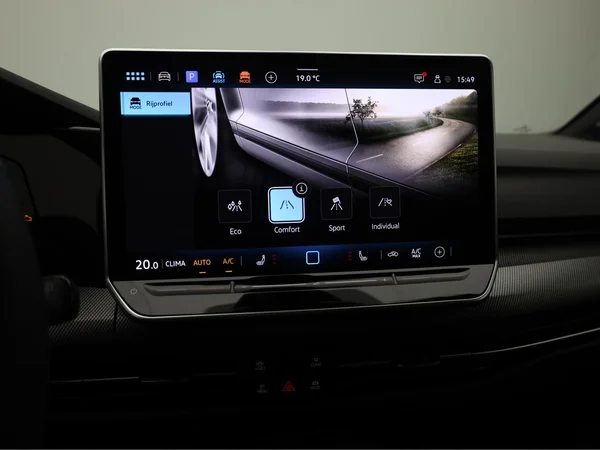VOLKSWAGEN Golf VIII (2025) — foto 8 van 22