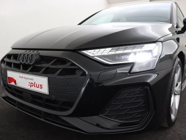 AUDI A3 Sportback (2025) — foto 14 van 18