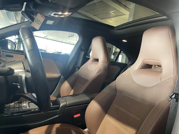 Mercedes-Benz CLA (2024) — foto 13 van 13
