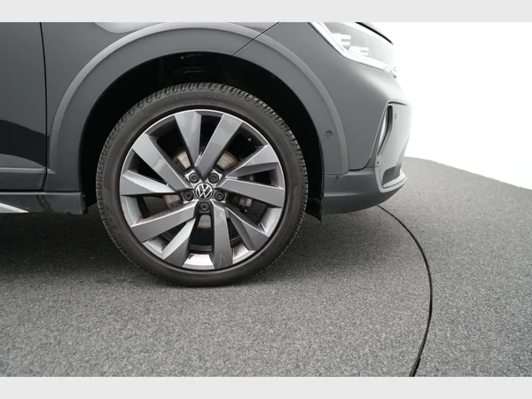 VOLKSWAGEN Taigo (2022) — foto 6 van 26