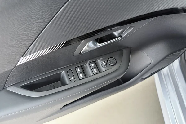 Peugeot 208 (2025) — foto 8 van 17
