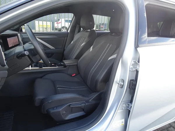 Opel Astra (2025) — foto 3 van 26