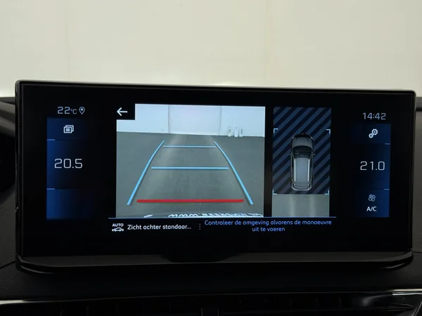 PEUGEOT 3008 (2022) — foto 11 van 27