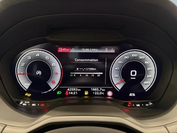 AUDI Q2 (2024) — foto 9 van 29