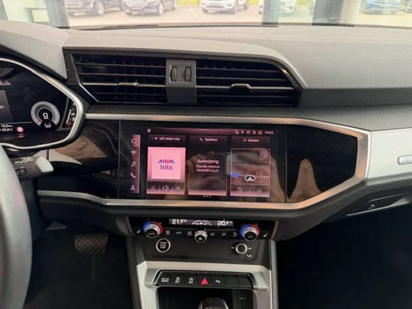 Audi Q3 (2022) — foto 7 van 20