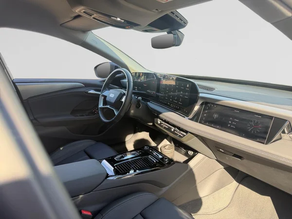 AUDI A6 Avant e-tron (2025) — foto 17 van 20