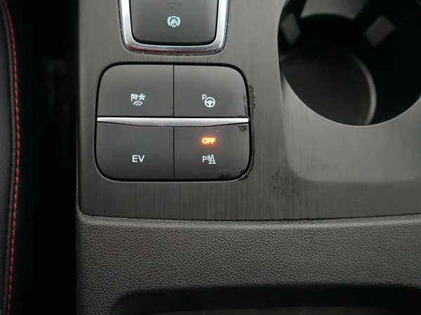 Ford Kuga (2023) — foto 16 van 28