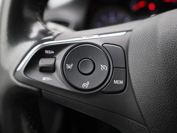 Opel Crossland (2021) — foto 13 van 38