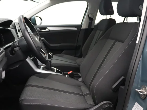 VOLKSWAGEN T-Roc (2022) — foto 15 van 19