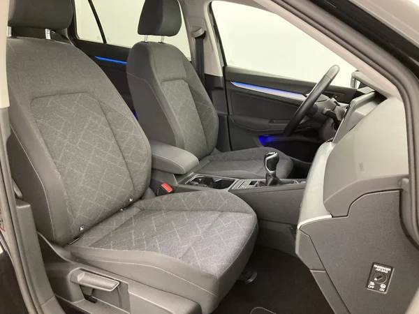 VOLKSWAGEN Golf Variant VIII (2021) — foto 5 van 36