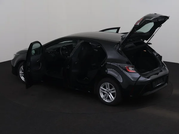TOYOTA Corolla (2023) — foto 25 van 26