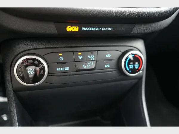FORD Fiesta (2020) — foto 17 van 22