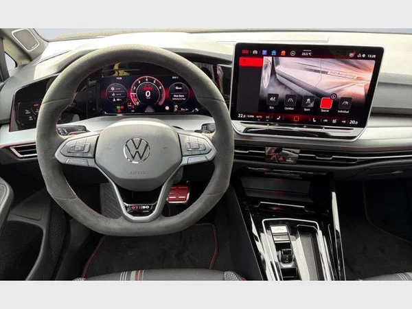 VOLKSWAGEN Golf VIII GTI (2026) — foto 4 van 29