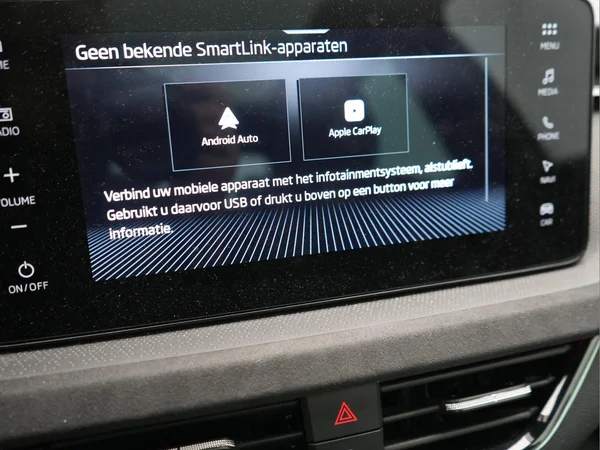 SKODA Kamiq (2024) — foto 15 van 26