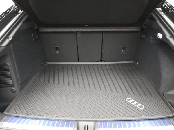 AUDI Q3 SUV e-hybrid (PHEV) (2025) — foto 10 van 29