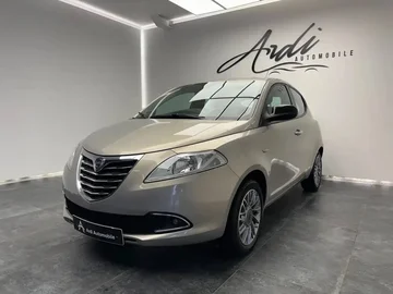 Lancia Ypsilon d94f1894-0075-4f71-b216-a346d25f05d9