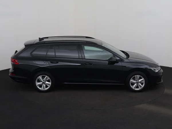 VOLKSWAGEN Golf Variant (2022) — foto 25 van 29