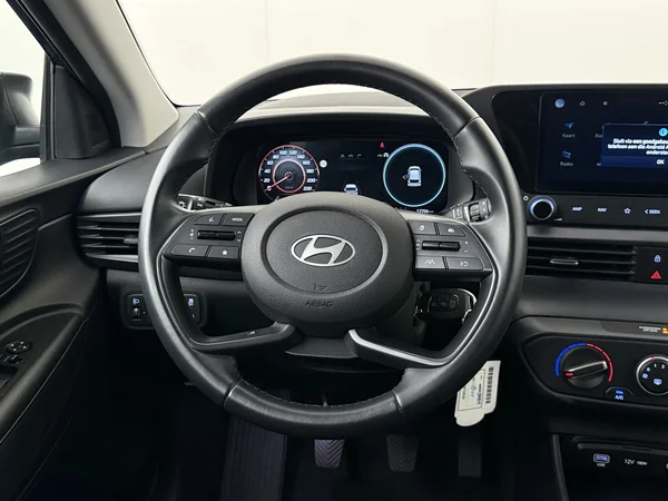 HYUNDAI i20 (2025) — foto 14 van 27