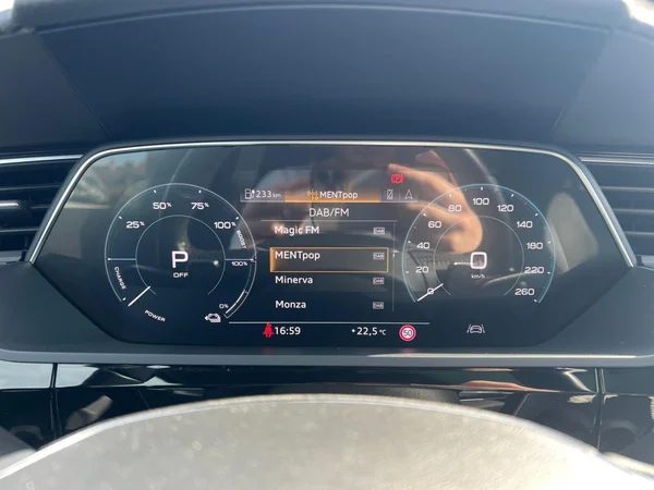 AUDI e-tron Sportback (2020) — foto 22 van 24