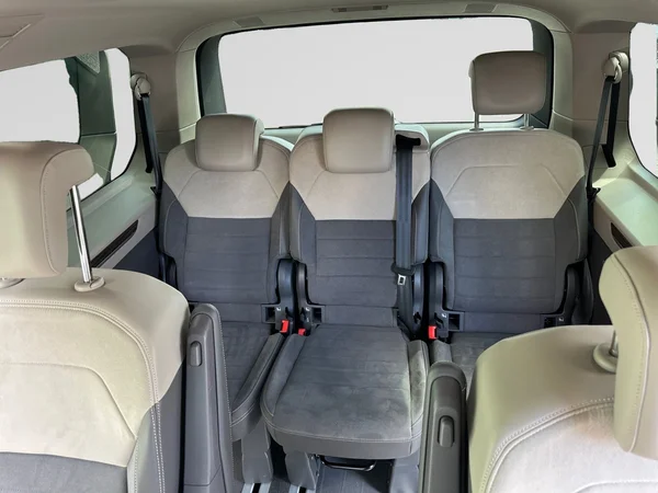 VOLKSWAGEN Multivan T7 Long (2024) — foto 11 van 24