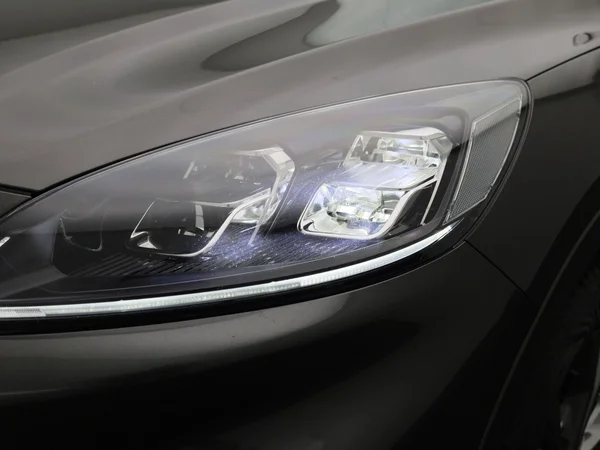Ford Kuga (2023) — foto 7 van 45