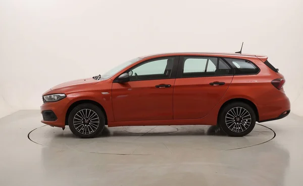 Fiat Tipo SW Cross (2023) — foto 12 van 27