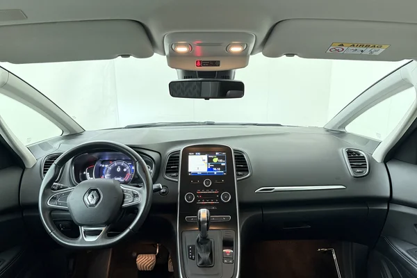 Renault Grand Scenic (2021) — foto 28 van 28