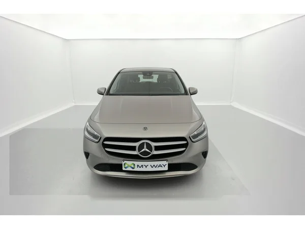MERCEDES-BENZ B 180 (2020) — foto 12 van 36