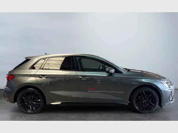 Audi A3 Sportback (2025) — foto 21 van 23